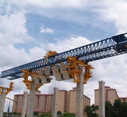 龍吊門.jpg 龍吊門.jpg